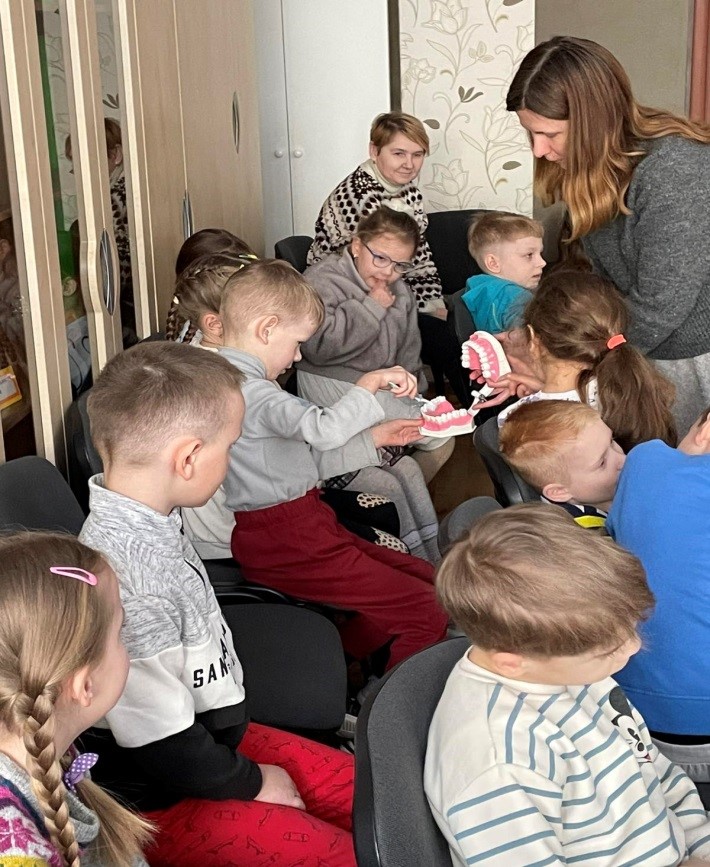 Игра-беседа «Не страшны микробы»