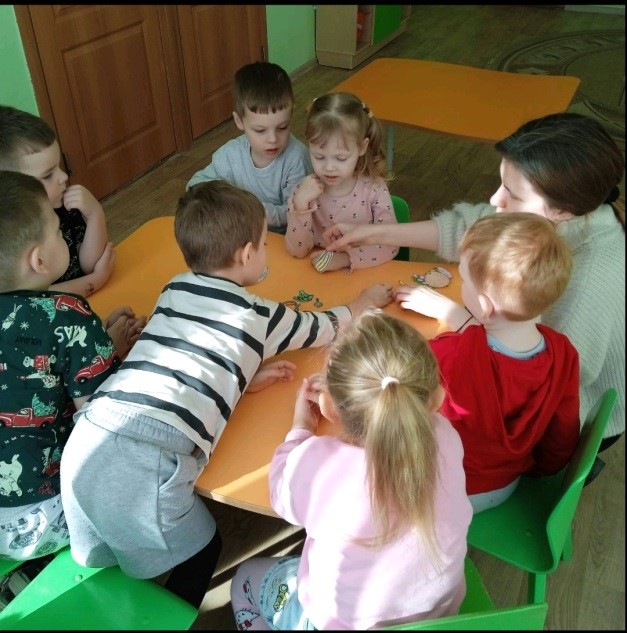 «Семь цветов радуги»